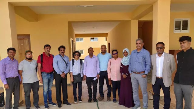 Prof Preeti Aghalayam (5th C), Director-in-charge, Zanzibar campus, IIT Madras & Prof Raghunathan Rengaswamy (3rd R), Dean, IIT-M.